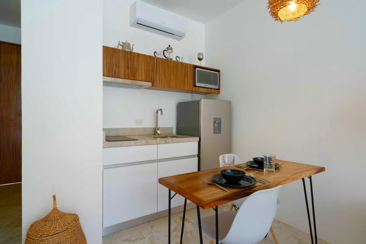 Beautiful Swim-Up Studio With Private Terrace, Pool And Jungle Gym Тулум Екстер'єр фото