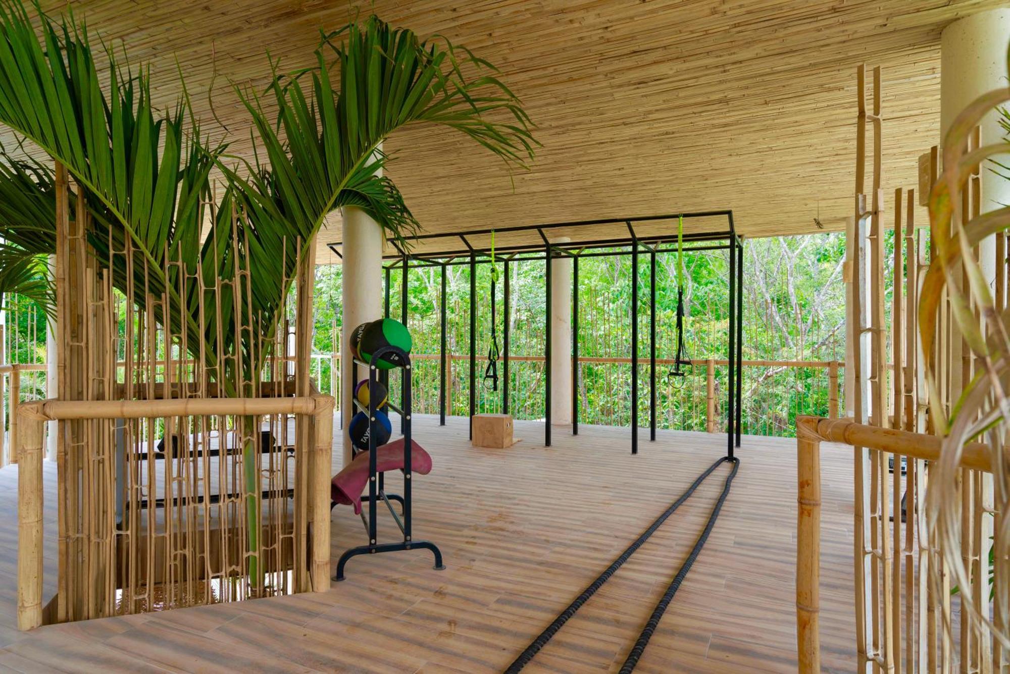 Beautiful Swim-Up Studio With Private Terrace, Pool And Jungle Gym Тулум Екстер'єр фото
